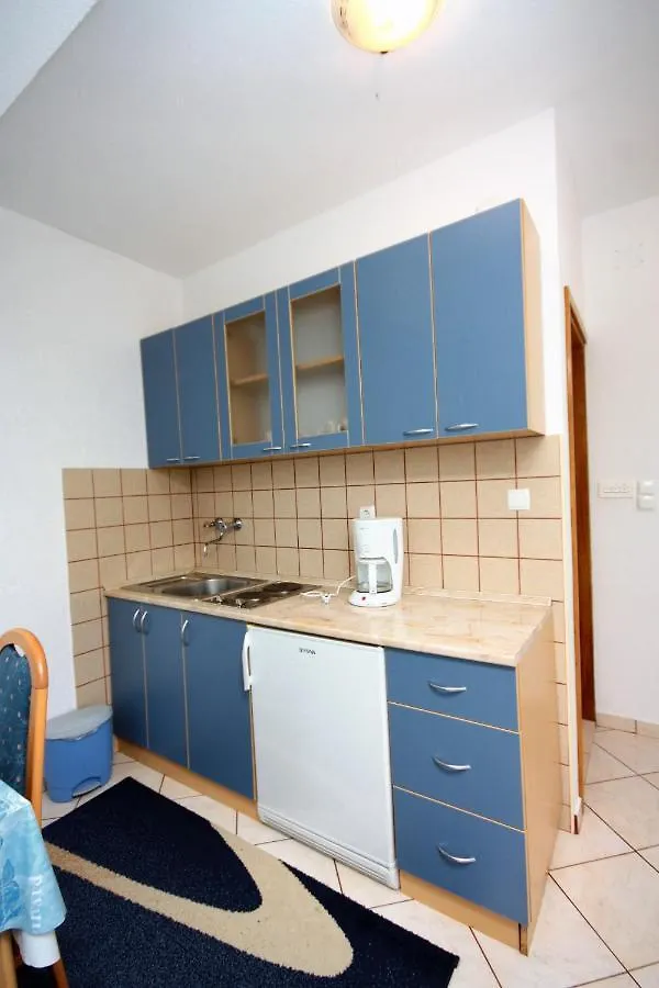 Apartments With A Parking Space Kampor, Rab - 5018 Croatia